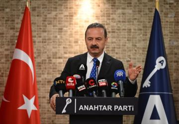 Yavuz Ağıralioğlu: Ölümü Anlatsan Anlamayacak Yaşta Çocuklarımız Ölümle Tanıştı
