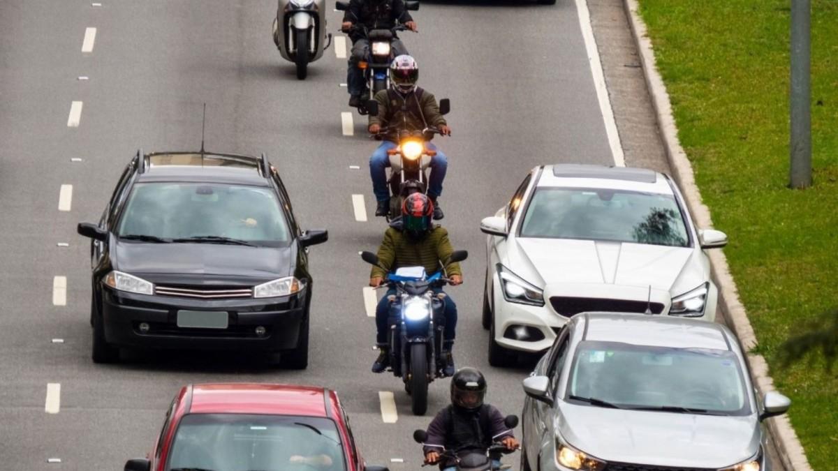 Dur ihtarına uymayan sürücülere yeni kanunla ağır ceza - Videolu Haber Dur ihtarına uymayan sürücülere yeni kanunla ağır ceza - Videolu Haber