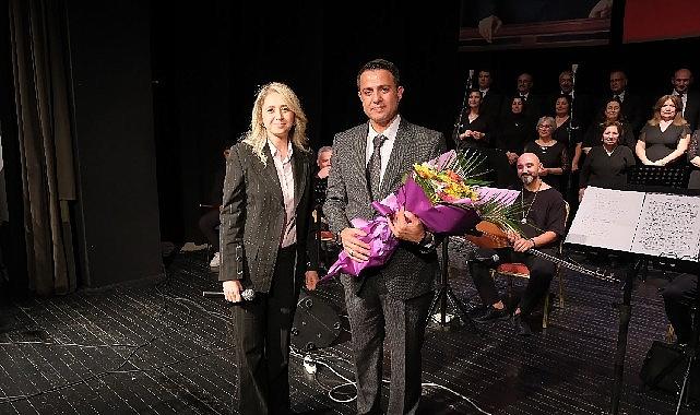 Salihli Belediyesi Türk Halk Müziği Korosu'ndan Unutulmaz Cumhuriyet Konseri