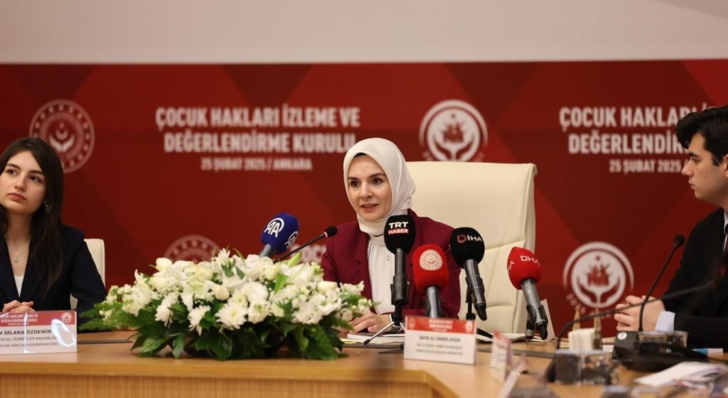 Bakan Göktaş duyurdu: '15 yaş altına sosyal medya düzenlemesi Meclis’e sunulacak'