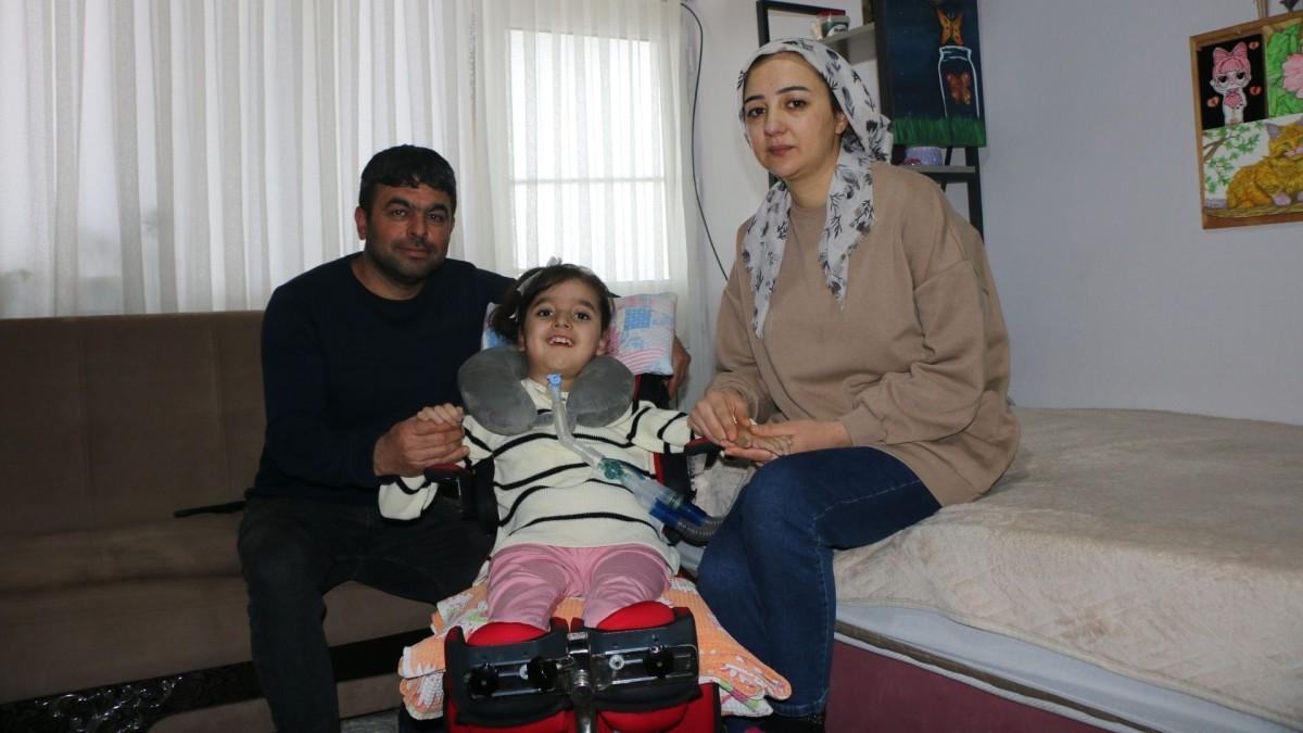 SMA Tip 1 Hastası küçük İkranur zamanla yarışıyor: Tedavi için son yarım kilo kaldı - Videolu Haber