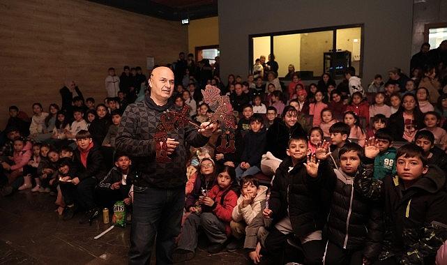 Bursa'nın Yüzlerce Yıllık Simgeleri Osmangazi'de Perdeye Yansıdı