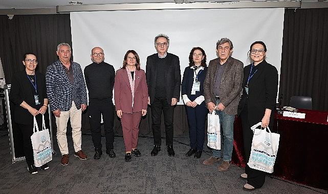 Nilüfer'de erken Osmanlı kadını ve Nilüfer Hatun'un mirası konuşuldu