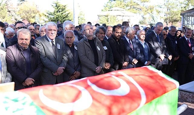 Belediye Başkanı Rasim Arı, Sahir Solmaz'ın Cenaze Törenine Katıldı