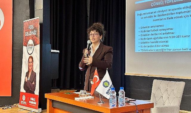 Bakırköy'de Kadınların Sesine Kulak Veren Söyleşi