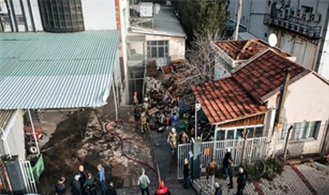 Bornova'daki fabrika yangını söndürüldü