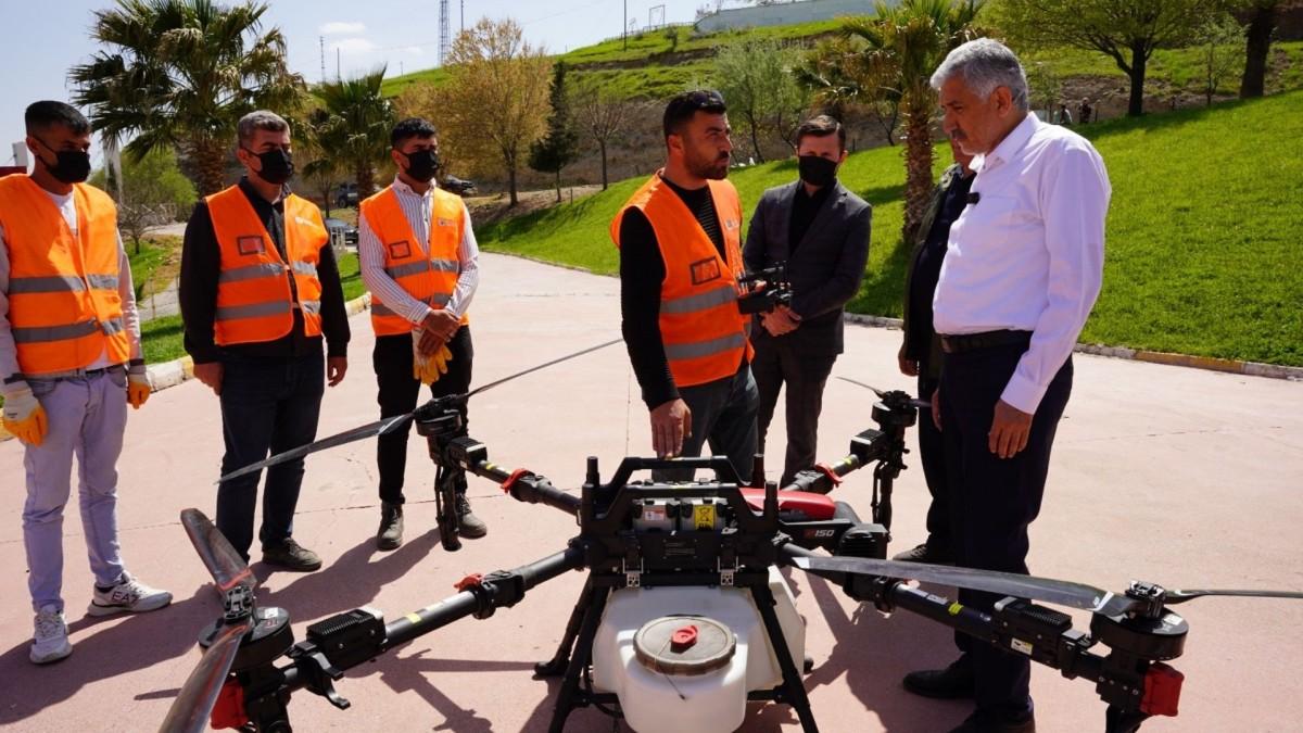 Başkan Hallaç: ‘Haşerelere karşı kesintisiz ilaçlama çalışmalarımız sürüyor’