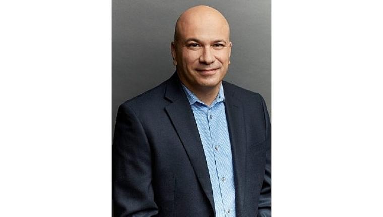 Lenovo'dan çığır açacak yenilik yapay zeka yol arkadaşı; QIRA