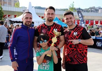 En Sportif Fest'te “Kadim Futbol" rüzgârı