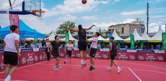 Gençlik enerjisi EnFest'te sahaya yansıyor