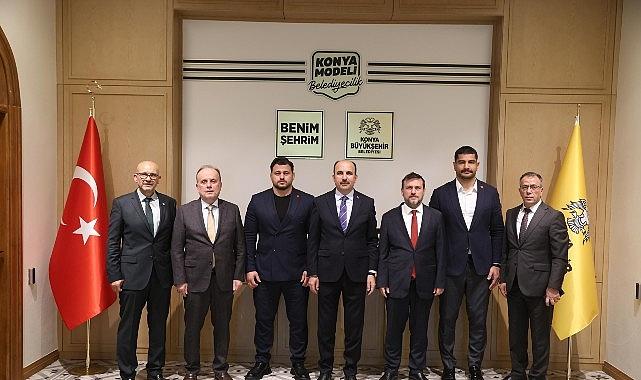 Türkiye Güreş Federasyonu Başkanı Akgül, Milli Olimpiyat Komitesi Başkanı Çakır ve Milli Güreşçi Kayaalp Başkan Altay'ı Ziyaret Etti