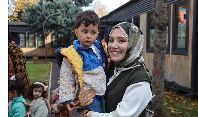 Büyükşehir'den ekranla büyüyen çocuklar için altın öneriler; “Ekranı yasaklamayalım, dengeli kullanalım"