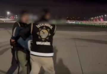 5 ayrı ülkede yakalanan 14 aranan şahıs Türkiye’ye getirildi