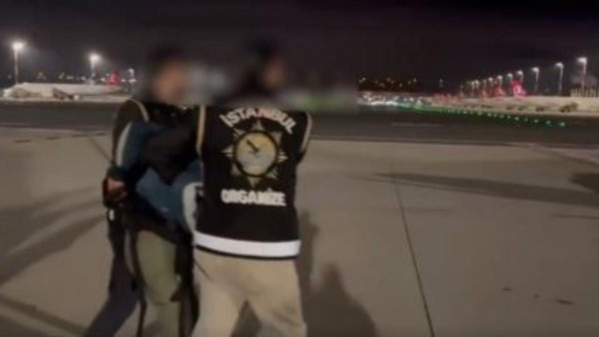 5 ayrı ülkede yakalanan 14 aranan şahıs Türkiye’ye getirildi