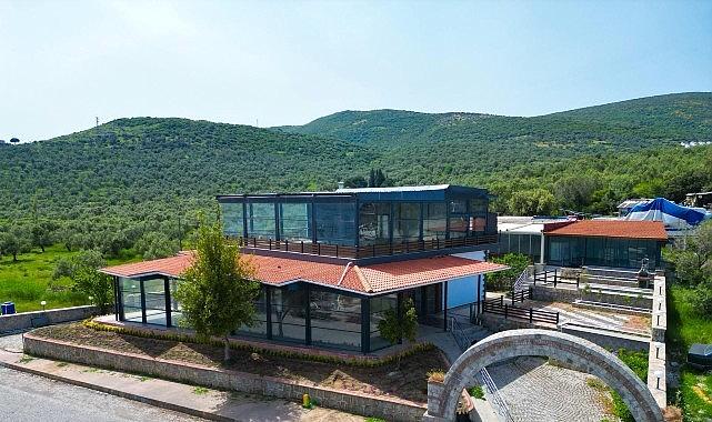 Dikili'de Cumhuriyet Meydanı ve Sanat Merkezi Heyecanı