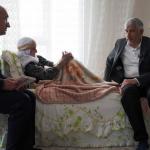 105 yaşındaki Hanım Orman, Türkiye’nin en yaşlı AK Parti üyesi oldu