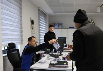 Kartepe'de Ramazan Davulcularına Görev Kartları Dağıtıldı