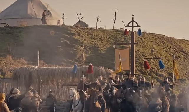 Okçuluk kursunu bitirdi, tarihi dizilerde rol aldı