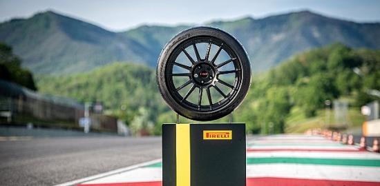 Tyre Reviews'a Göre Dünyanın En Hızlı Lastiği: Pirelli P Zero Trofeo RS