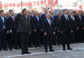 Adıyaman’da 10 Kasım Atatürk’ü Anma Programı gerçekleştirildi - Videolu Haber