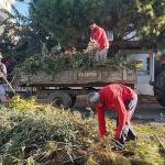 Menderes'te Atıklar Toplanıyor Menderes'te Atıklar Toplanıyor