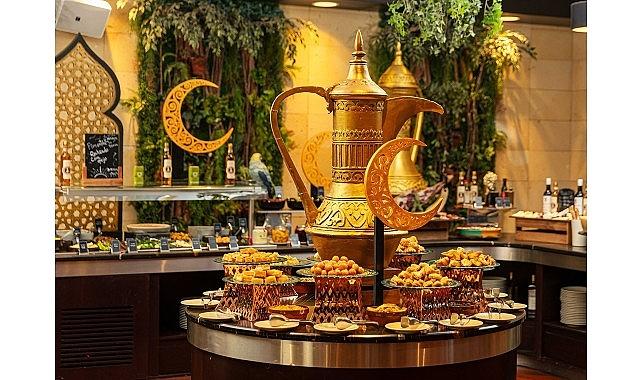 Ramazan'da Suudi Arabistan: Geceleri Canlanan Şehirler, Paylaşılan Sofralar