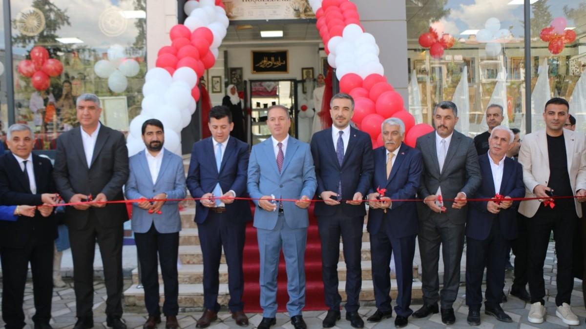 Adıyaman'da Hayat Boyu Öğrenme Haftası’nda el sanatları sergisi açıldı - Videolu Haber