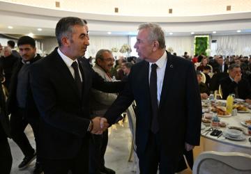 Başkan Yavaş Pursaklar’da Vatandaşlarla İftarda Buluştu