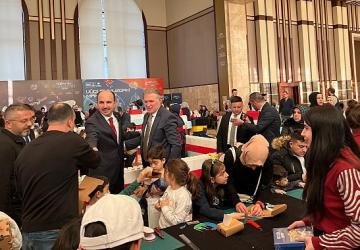 Başkan Altay “Külliye'de Ramazan" Etkinliklerinde Yer Alan Konya Bilim Merkezi Etkinlik Alanında Çocuklarla Buluştu