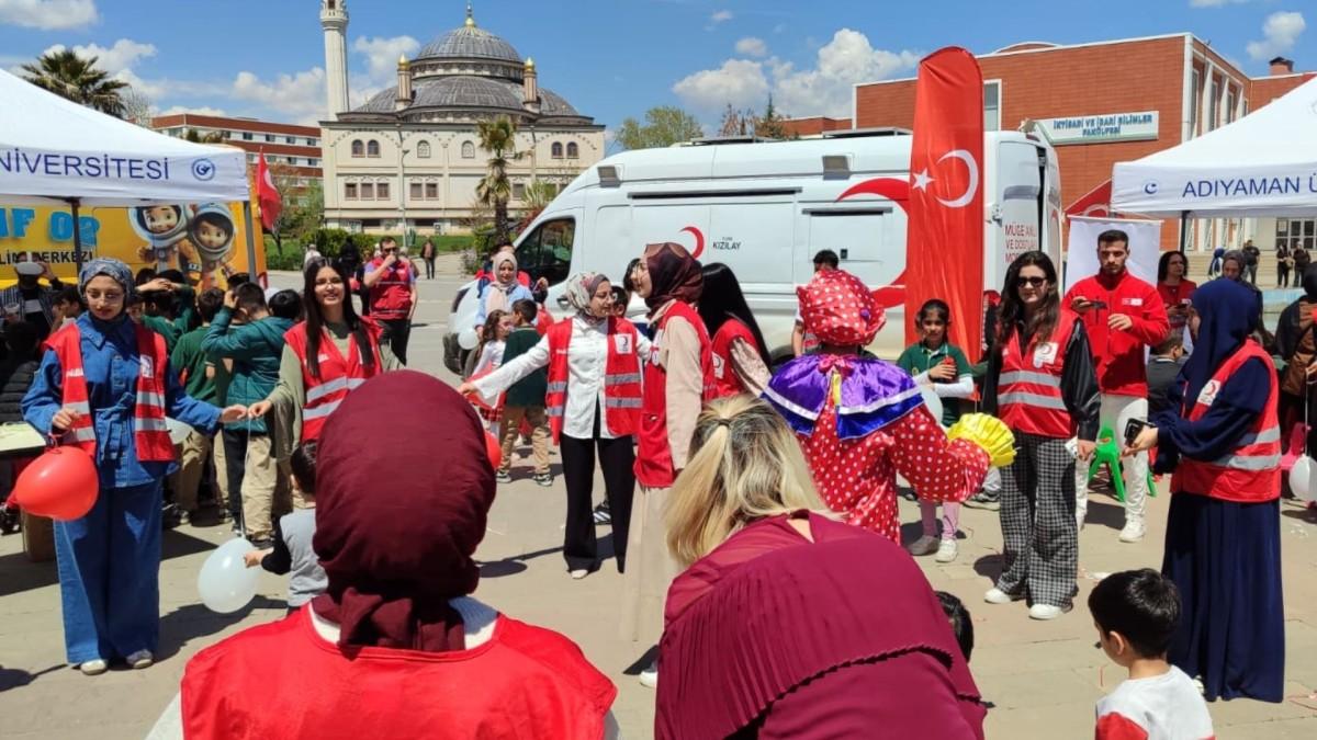Adıyaman Üniversitesi’nde ‘Çocuk Fest’26’ renkli görüntelere sahne oldu - Videolu Haber