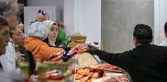 Güzelbahçe Belediyesi'nden Çifte Açılış