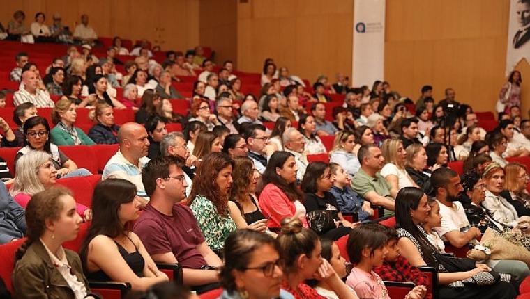 Türk Devletleri Piyanistleri Konseri'nde piyano resitali