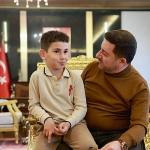 Rasim Başkan, Minik Hayranını Belediyede Ağırladı