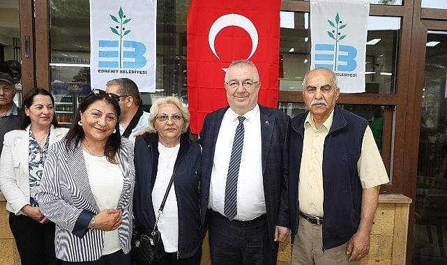Başkan Ertaş, Altınoluk'ta vatandaşlarla buluştu