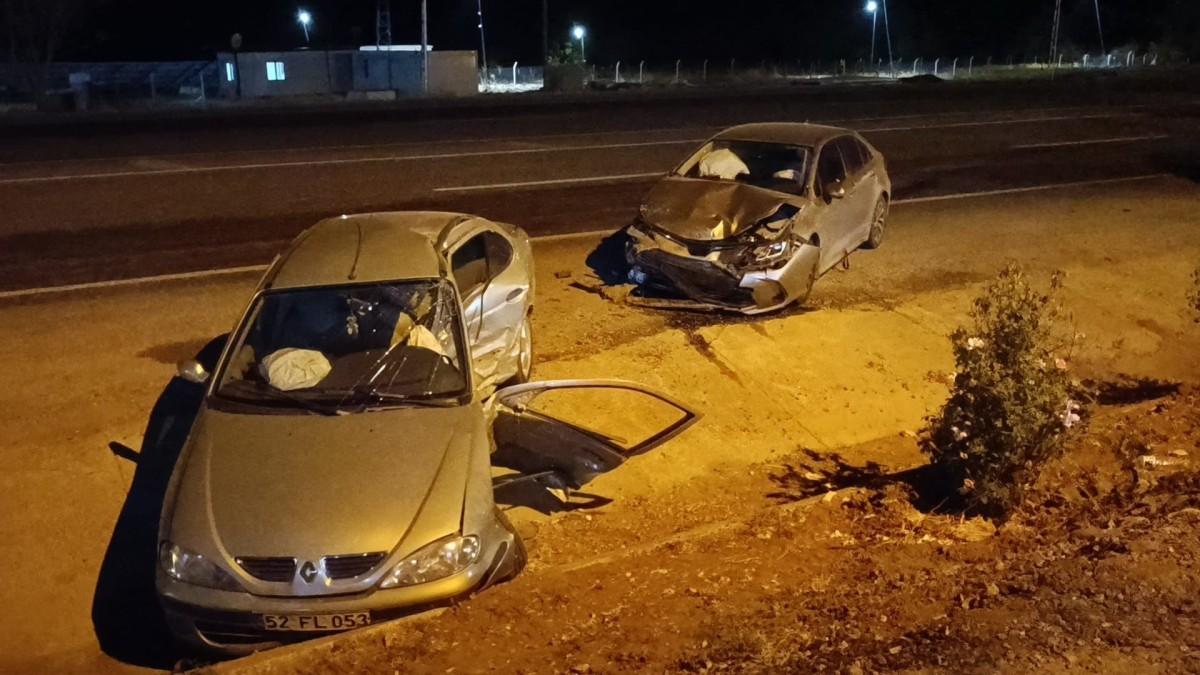 Adıyaman-Gölbaşı yolunda feci kaza: 12 kişi yaralandı - Videolu Haber