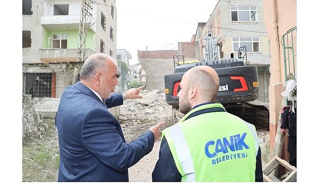Başkan Sandıkçı'dan Eser ve Hizmet Vurgusu: Güvenli Yaşam Alanları, Yeni Yollar, Modern Parklar