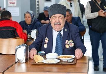 Şehitler Haftası'nda Buca'da dayanışma sofraları kuruldu