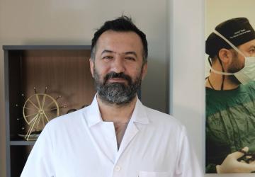 Doç.Dr. Özhan Çetindağ; “Angelina Jolie’nin Kararı Meme Kanserinde Küresel Farkındalık Yarattı”