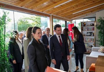 Bayraklı'da “Bahar Evi" kapılarını açtı