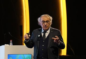 Prof. Dr. Nevzat Tarhan: “Psikolojik sağlamlık, hızla dijitalleşen bu çağda kritik önem taşıyor!"