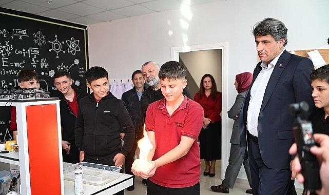 Başkan Kocaman, Genç Akademi'de Gençlerle Buluştu Başkan Kocaman, Genç Akademi'de Gençlerle Buluştu