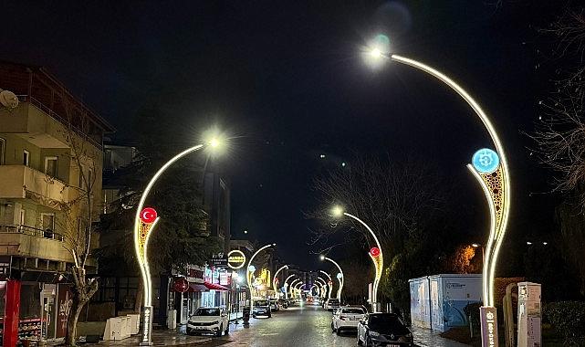 Şehit Ergün Köncü Caddesi ışıl ışıl