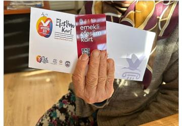 Emekliye Nefes Aldıran Destek: Efeslim Kart Emeklilerin Yanında Olmaya Devam Ediyor