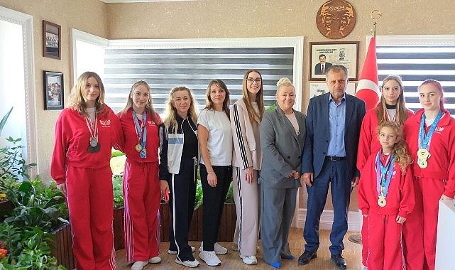 Hava Jimnastiği Dünya Kupası'na doğru Hava Jimnastiği Dünya Kupası'na doğru