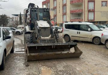 Adıyaman Belediyesi’nden bozulan yollara müdahale - Videolu Haber