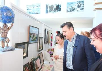 Dikili'de sanat rüzgarı: Kadının eli sanata değdi