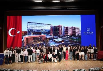 Pet Şişeden Laboratuvar Önlüğüne