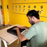 Eren'in hayatı “beyaz baston" eğitimiyle değişti