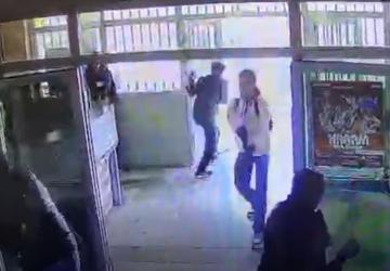 Şanlıurfa Siverek’te okulda silahlı saldırı: 16 kişi yaralandı, şüpheli intihar etti - Videolu Haber
