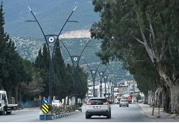 Başkan Eşki: “Bornova'nın en yoğun güzergâhlarından birini çağdaş bir kent aksına dönüştürdük"